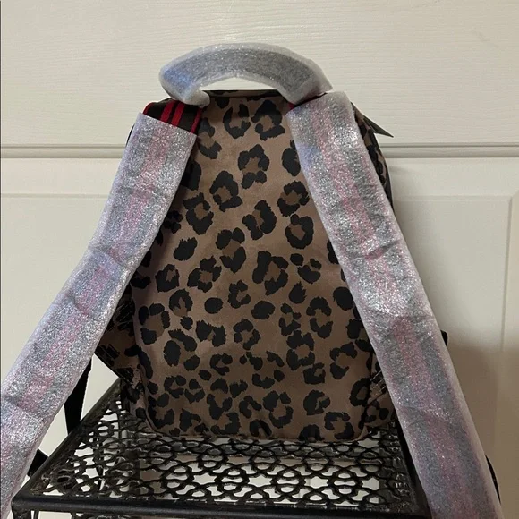 NWT - Lululemon Everywhere Backpack Mini 4L Metal Hardware - Picture 9 of 14